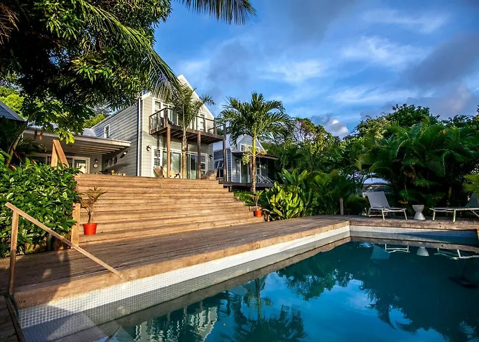 Red Coconut Self-catering Baie Lazare (Mahe)